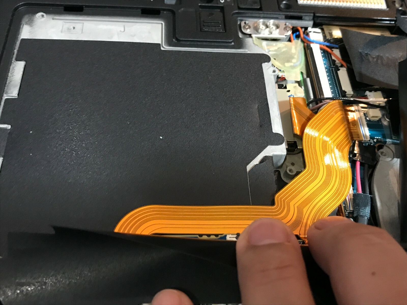CF-54 serial port vga port and cover with bracket installation and parts - Picture 2 of 6
