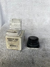 NIB Siemens Black Max Push Button Operator Flush Cap Black 52PX8A1 NEMA 4X