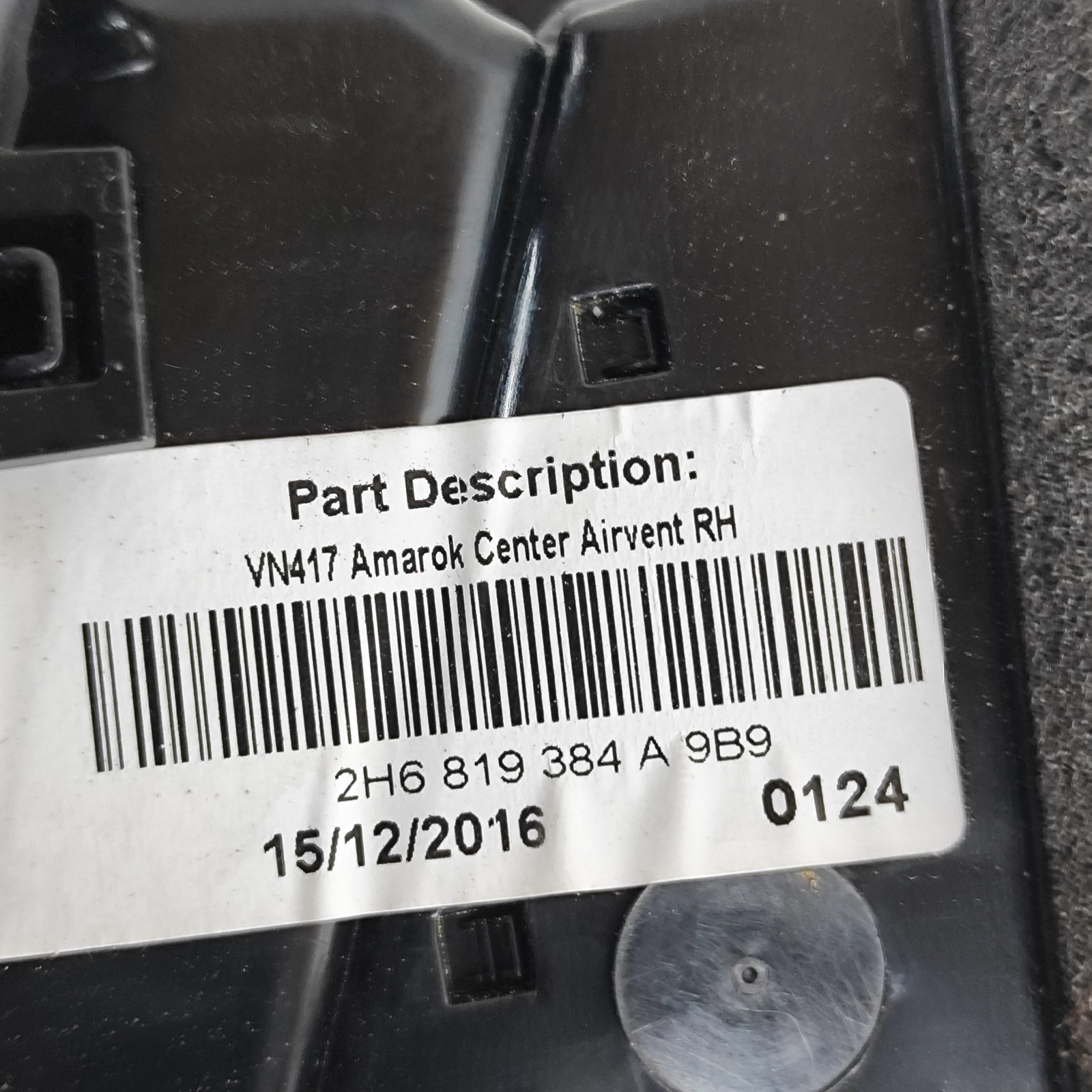 VW AMAROK 2H, S1B Dashboard Air Vents 2H6858071A 2H6819383A  