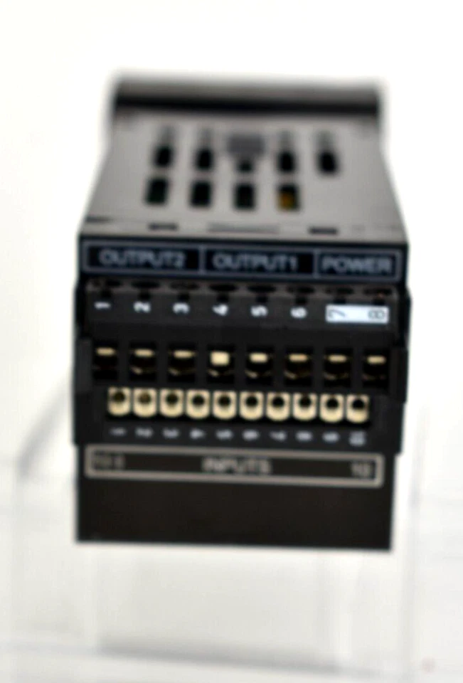 NEW Omega CNi16D53-DC / CNI16D3 Programmable Temp/Pressure Process Controller - Image 4 of 4