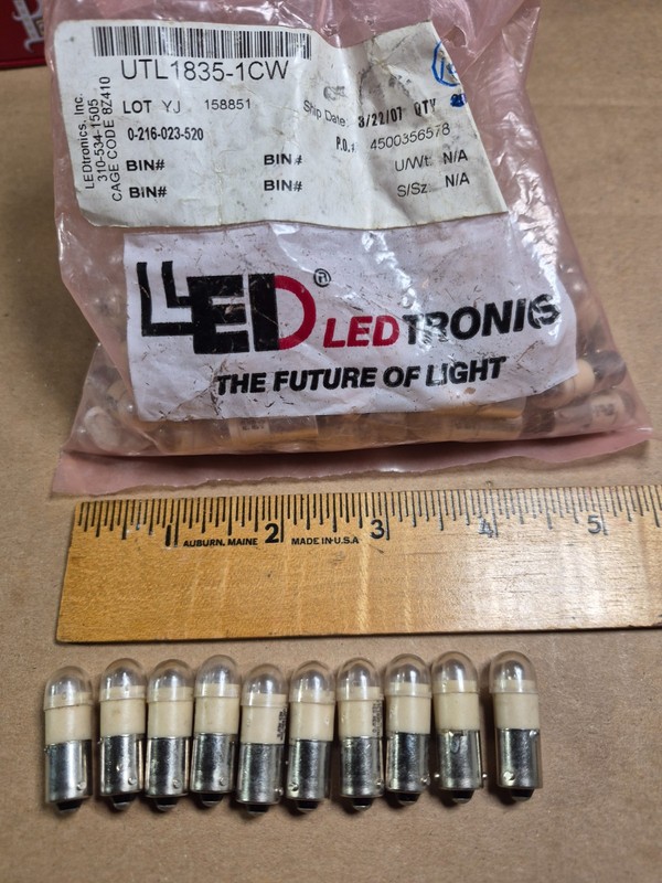 LEDTRONICS # UTL 1835-1CW  (4.8VF Cool White, 9mm bay, ext. Res Req.) Lot of 10