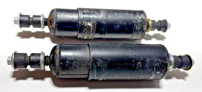 GM Chevy Delco Shock Absorbers Heavy Duty Front 5513608 5515795 Length 13 1/4''