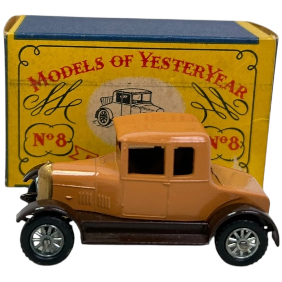 Matchbox Models of Yesteryear 1926 Morris Cowley Bullnose No. 8 with Box Vintage - Image 2 of 4