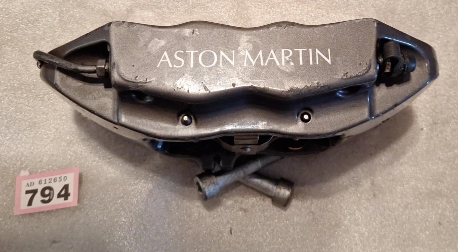 PINZA FRENO TRASERO DERECHO ASTON MARTIN DB9 Foto 4 de 4