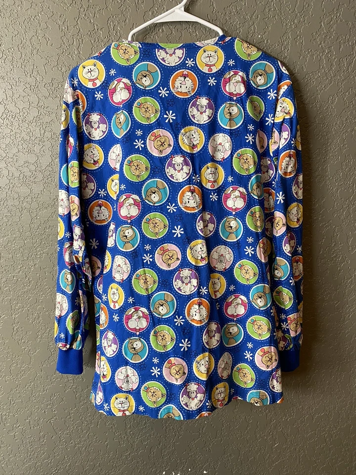 Dickies Women's Scrub Jacket Small pockets 5 button Cats and Dogs Pattern - Image 2 of 3