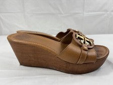 Tory Burch Selma Wedge Platform Slides Shoes Tan Pebbled Gold Logo Open Toe Sz 7