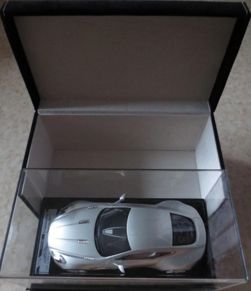 Tecnomodel Aston Martin 2010 One-77 1/18 Model Car w/ Box | eBay Tecnomodel Aston Martin 2010 One-77 1/18 Model Car w/ Box | eBay