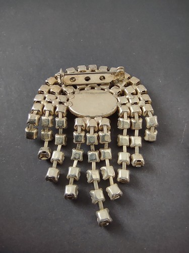 Vintage Rhinestone And Hematite Brooch And Clip On Earrings Statement Jewellery - Picture 7 of 12