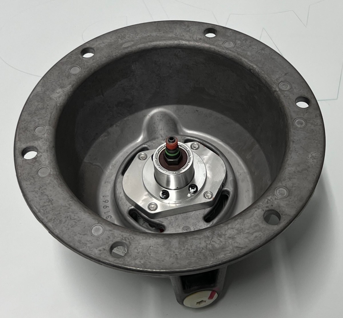 VS-32057-1 Genuine Hendrickson Tmx Pro Cd Hp Hubcap Oil OEM - New