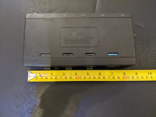 Pelican Accessories PL-937 Universal 4 Way AV Switch Box N64 Xbox PlayStation - Picture 6 of 6