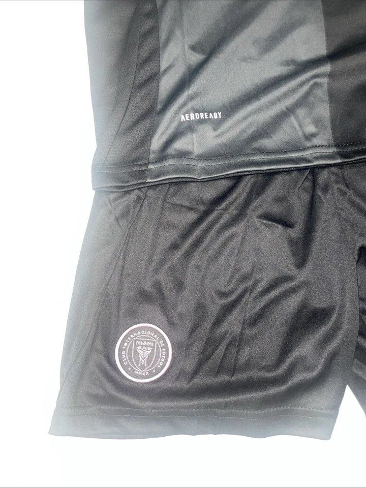 Nova Jersey de Futebol ADIDAS Youth Messi #10 e Kit Short Preto Tamanho 26 AEROREADY - Imagem 3 de 4