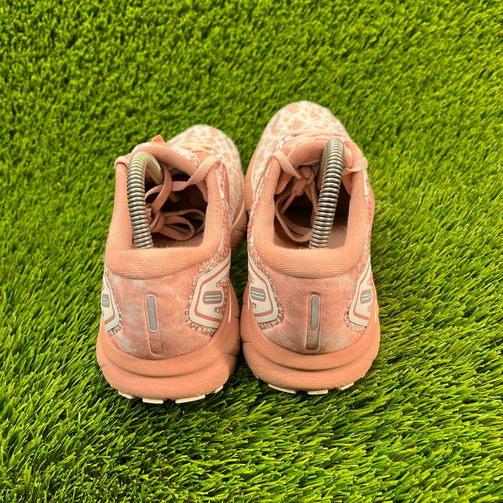 Brooks Ghost 14 Womens Size 8 Pink Athletic Running Shoes Sneakers