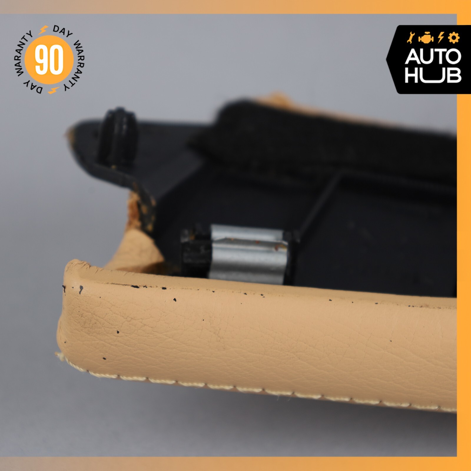 08-17 Maserati Granturismo M145 Front Right Interior Door Panel Armrest OEM
