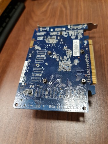 SCHEDA GRAFICA PCI EXPRESS 1GB GDDR2 EN 9500 GT V2 ASUS GPU - Foto 3 di 5