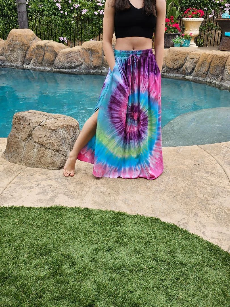 Tie dye store maxi skirt