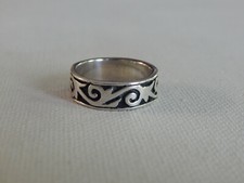 Sterling Silver 925 Wave Swirl Designed Band Ring Sz 7.75