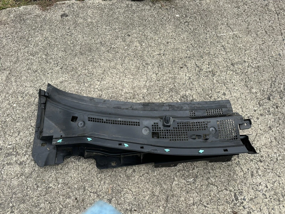 Mazda 2 2015 limpiaparabrisas delantero moldura derecha DA6C507T3 OEM Foto 2 de 4