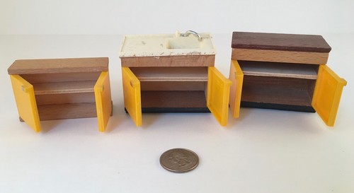 Vintage Lundby Dollhouse Barton Kitchen Set Sink Counter Yellow Miniature RARE - Picture 2 of 6