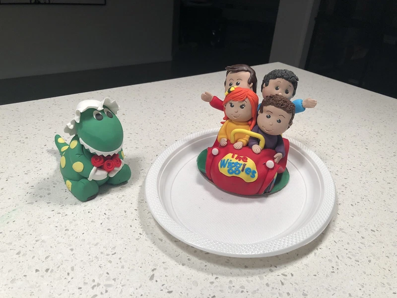 the wiggles cake topper