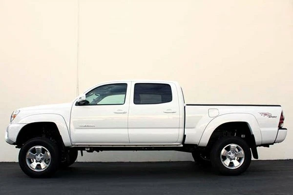 MaxTrac K886864 6.5" x 4" Suspension Lift Kit for 2005-2018 Toyota Tacoma - Imagem 3 de 4