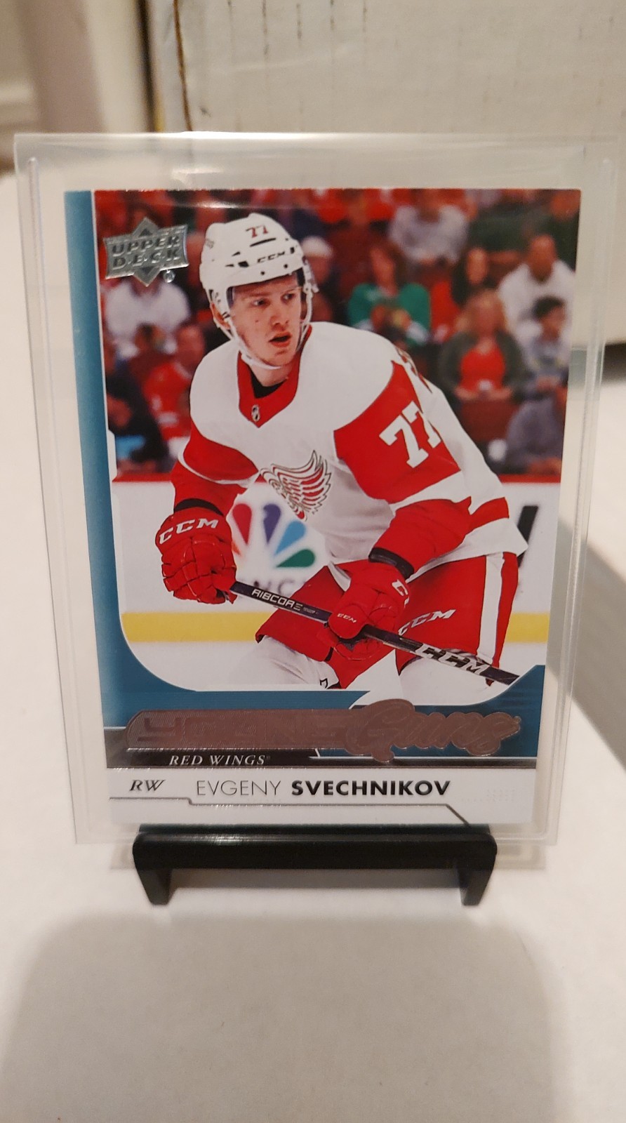 2017-18 Upper Deck - Young Guns Evgeny Svechnikov #224 (RC)