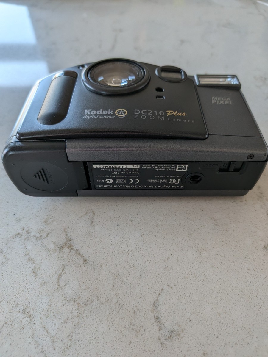 Kodak DC210 Plus Zoom Camera - Original Box & Papers - Tested and