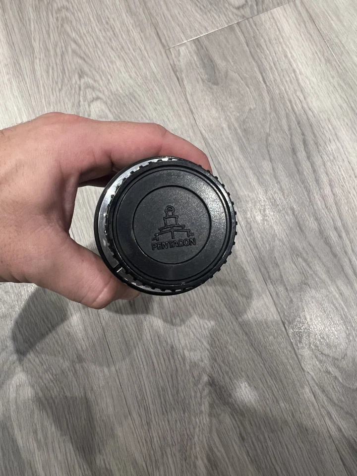 Prakticar PB Pentacon MC 80-200mm F4.5-5.6 lens #13 - Image 3 of 4