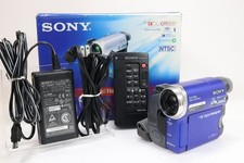 Sony Handycam CCD-TRV22 8mm Analog Camcorder - Silver for sale