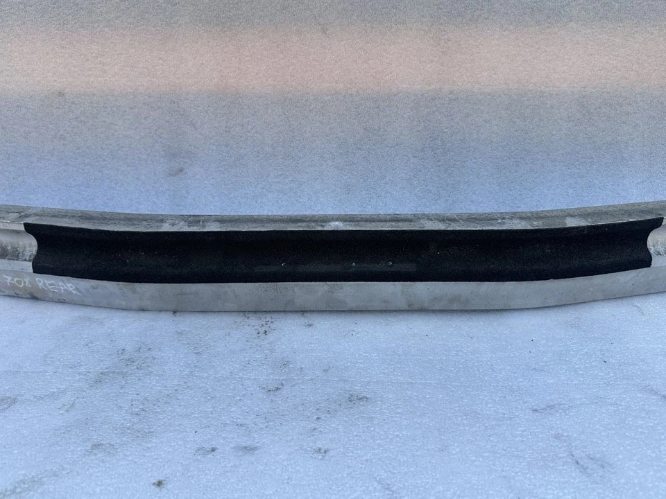 2007 LEXUS RX400H REAR BUMPER REINFORCEMENT BEAM Foto 3 de 4