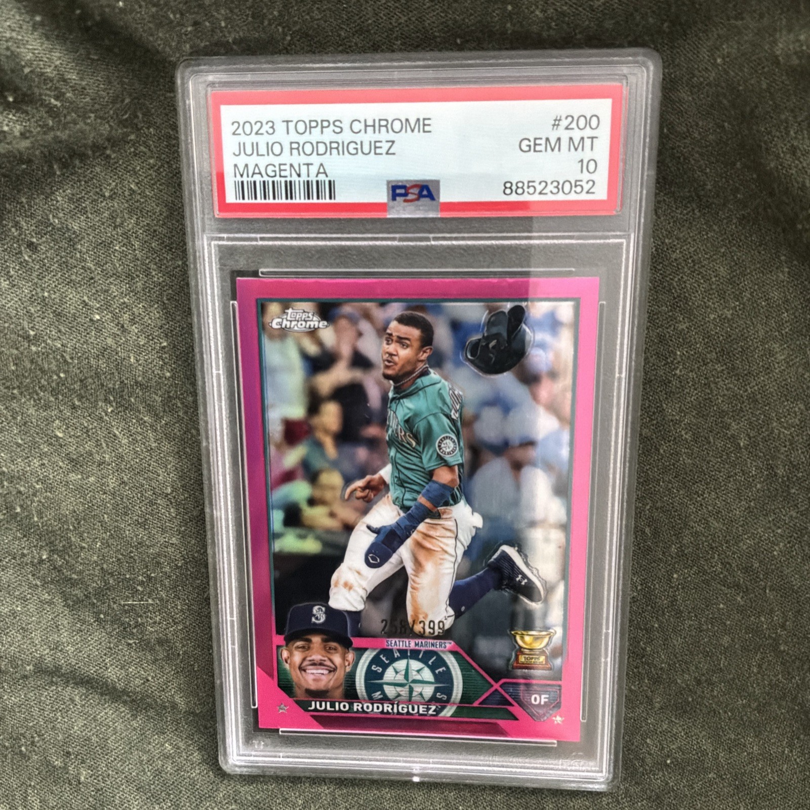 Topps 2023 Chrome Julio Rodriguez #200 Magenta Refractor /399 PSA 10