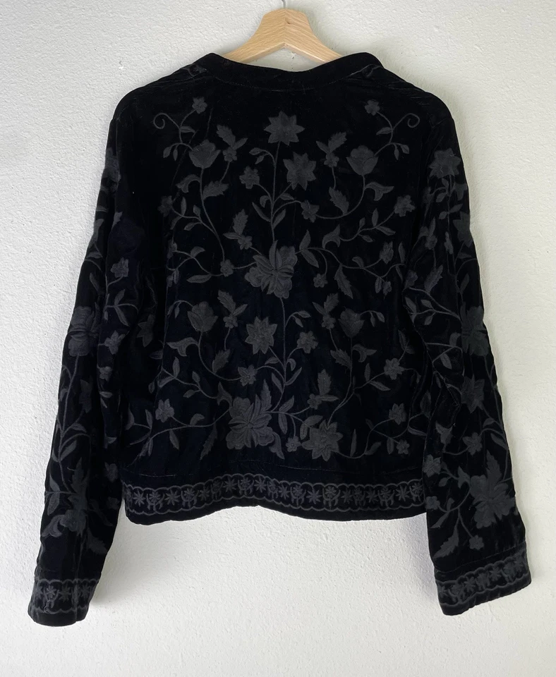 Blazer feminino ZARA bordado jaqueta de veludo preto tamanho grande - Imagem 2 de 4