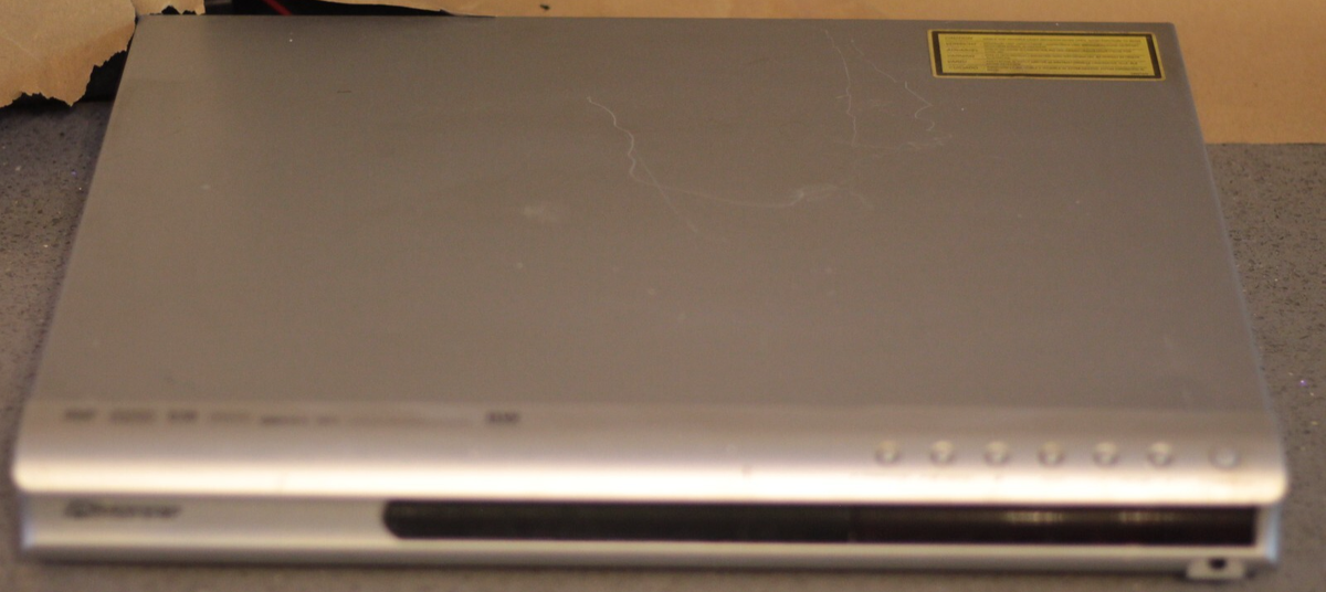 Pioneer DVD/CD receiver xv-dv232 5.1 surround player amplifier