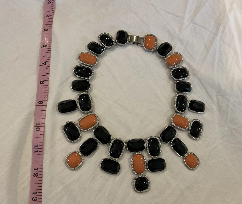 Collar Babero Banana Republic Art Deco Coral Negro Declaración Plata Boho Foto 2 de 4