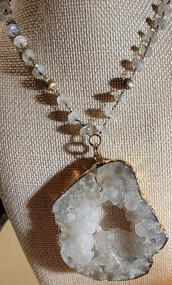 Agate Quartz 36in Necklace Goldtone Tested Jadite Spinel On Presidium