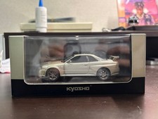 Kyosho 1/43 Nissan Skyline GT-R BNR34M specs Minicar