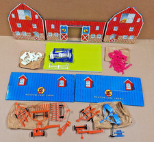 Ohio Art Meadow Lane Farms Play Set Metal Litho Barn  Accessories in Box 197H