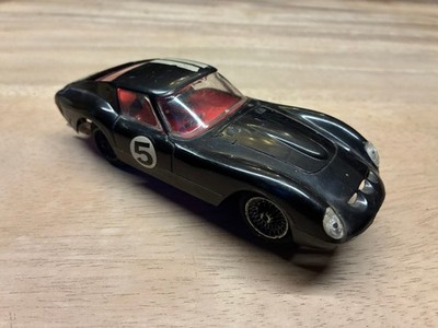 1/32 Strombecker Ferrari GTO Berlinetta (Sweet)