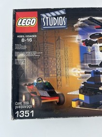 1351 Lego Studio&rsquo;s Movie Backdrop Studio 209 Piece ( New )