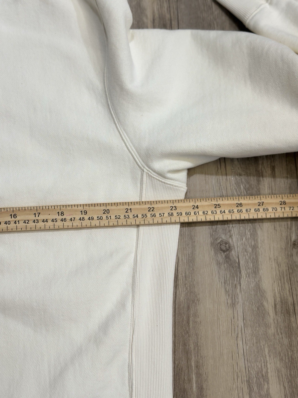 Tracksmith The Running Class Crew Sweatshirt Heav… - image 13