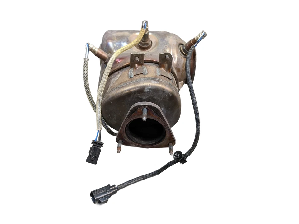 Volvo S60 2019-2024 OEM colector de escape tubo descendente Foto 3 de 4