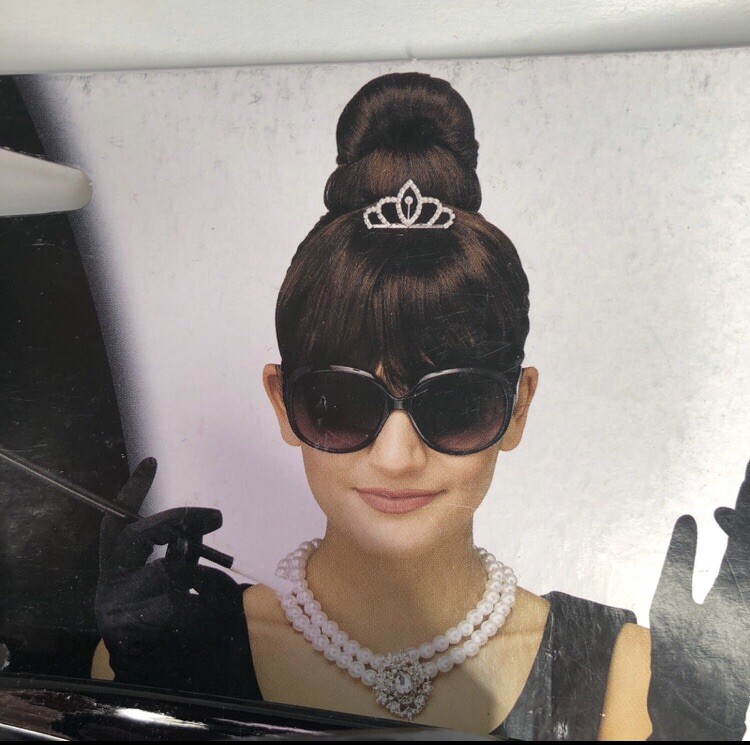 Breakfast at Tiffanys Holly Costume Set with Black Gloves Pearls and Sunglasses