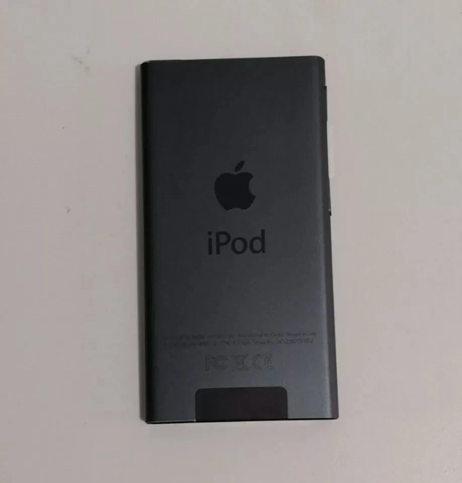 Neu Apple iPod nano 7. Generation 7G 16GB -Schwarz(Black) -1 JAHRE GARANTIE