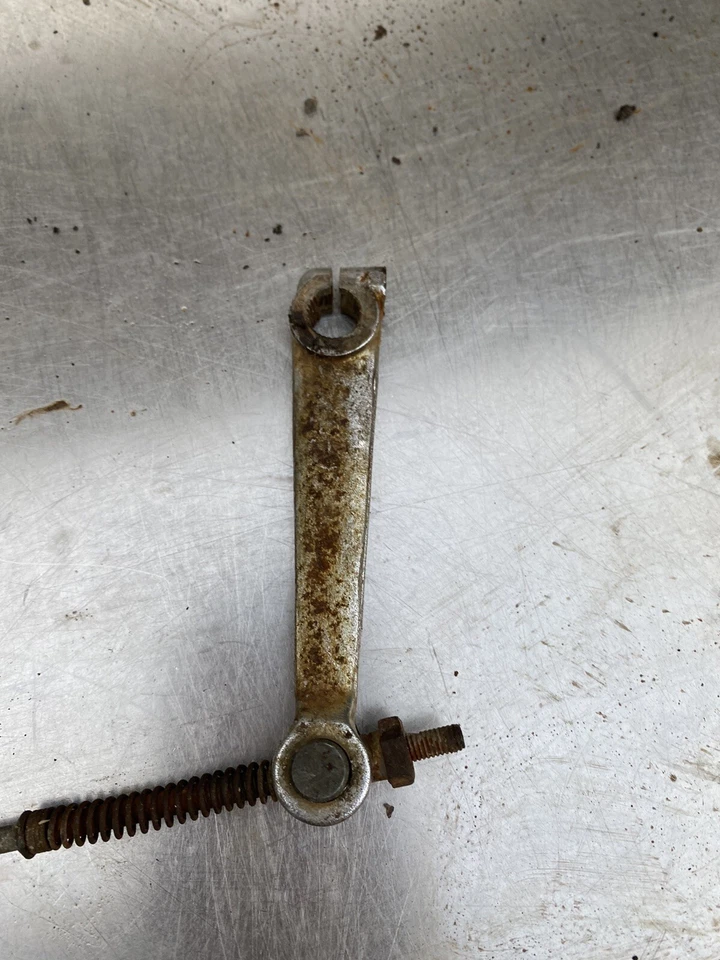 Husillo freno trasero Yamaha dt360 74 Foto 2 de 3