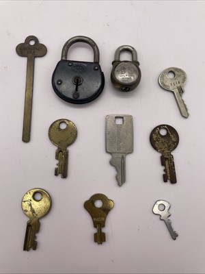 Vintage Metal Lot Mini Padlocks Locks Keys Corbin Samsonite Master Walsco