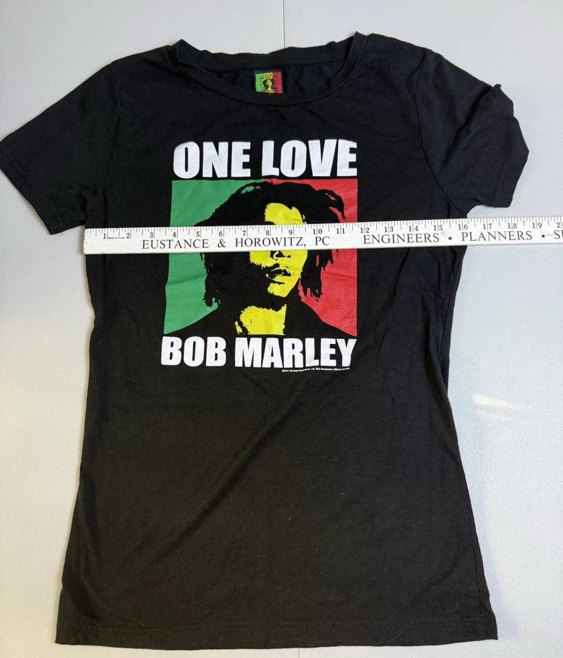 Bob Marley  “One Love” Junior T-shirt - Size  XL - Image 2 of 4