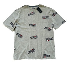 Tommy Hilfiger Denim Men's 1990's Oversized Fit Logo T-Shirt Size: M