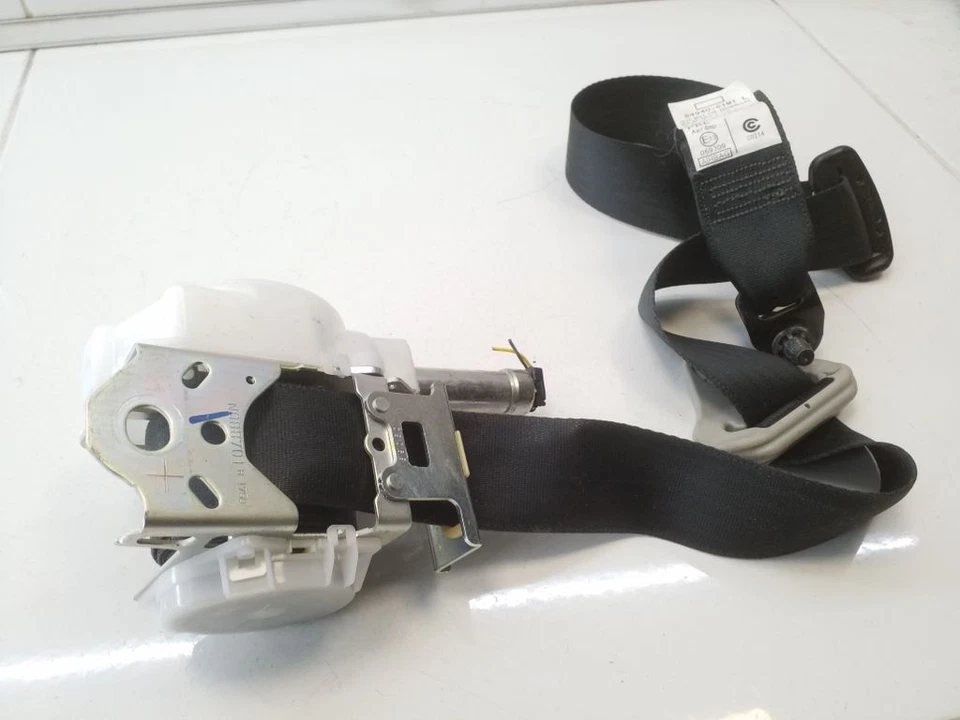 Cinturón seguridad delantero izquierdo suzuki sx4 s-cross 2018 8494061m1 bos117985 Foto 4 de 4