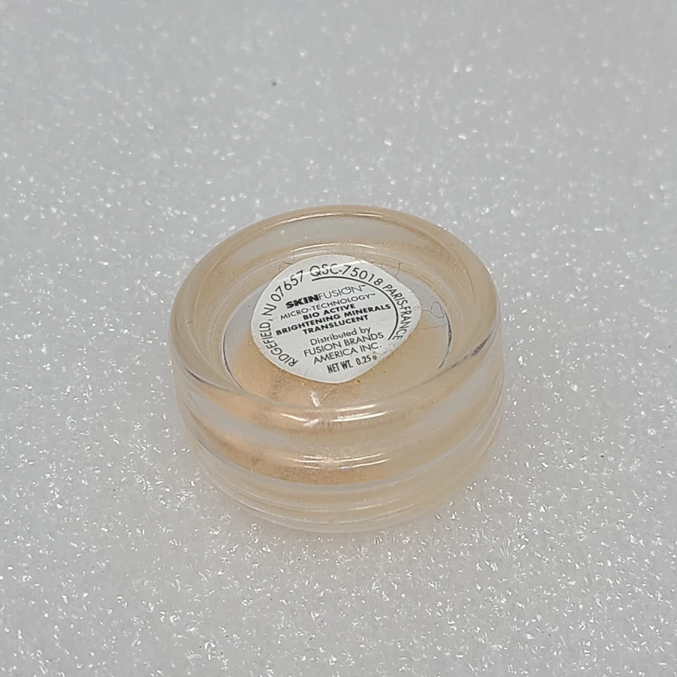 Skinfusion Bio Active Brightening Minerals Polvo Translúcido 0,25 g Tamaño de Viaje Foto 2 de 2