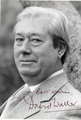 David Waller Figur Schauspieler signed 7x5 s/w Foto handsigniert