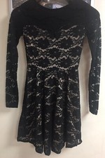 CLUBL Design Black Las Dress Floral Size 6 RRP£25